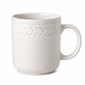 Mug 350 ml en céramique blanc cassé à relief pour boissons chaudes et froides