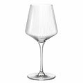 Verre à vin 550 ml en verre transparent nervuré à pied